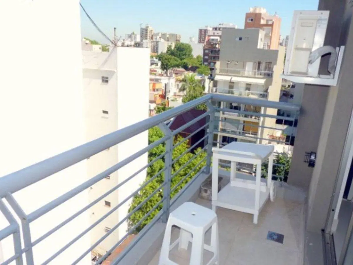 EN VENTA MONOAMBIENTE CON BALCÓN - COGLHAN 3