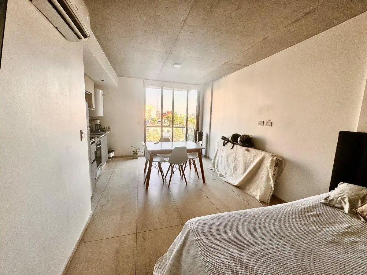 Monoambiente en venta 38m2 Monte Castro 3