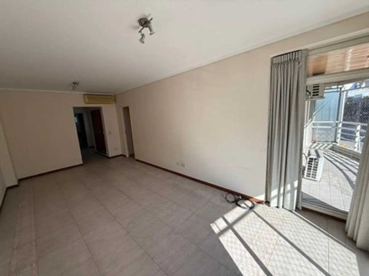 DEPARTAMENTO VENTA CABALLITO 3 AMB BALCON COCHERA 3