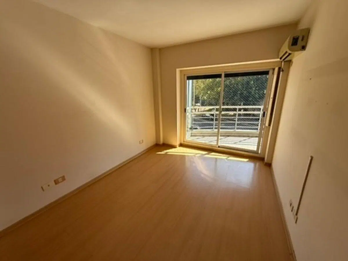 DEPARTAMENTO VENTA CABALLITO 3 AMB BALCON COCHERA 2