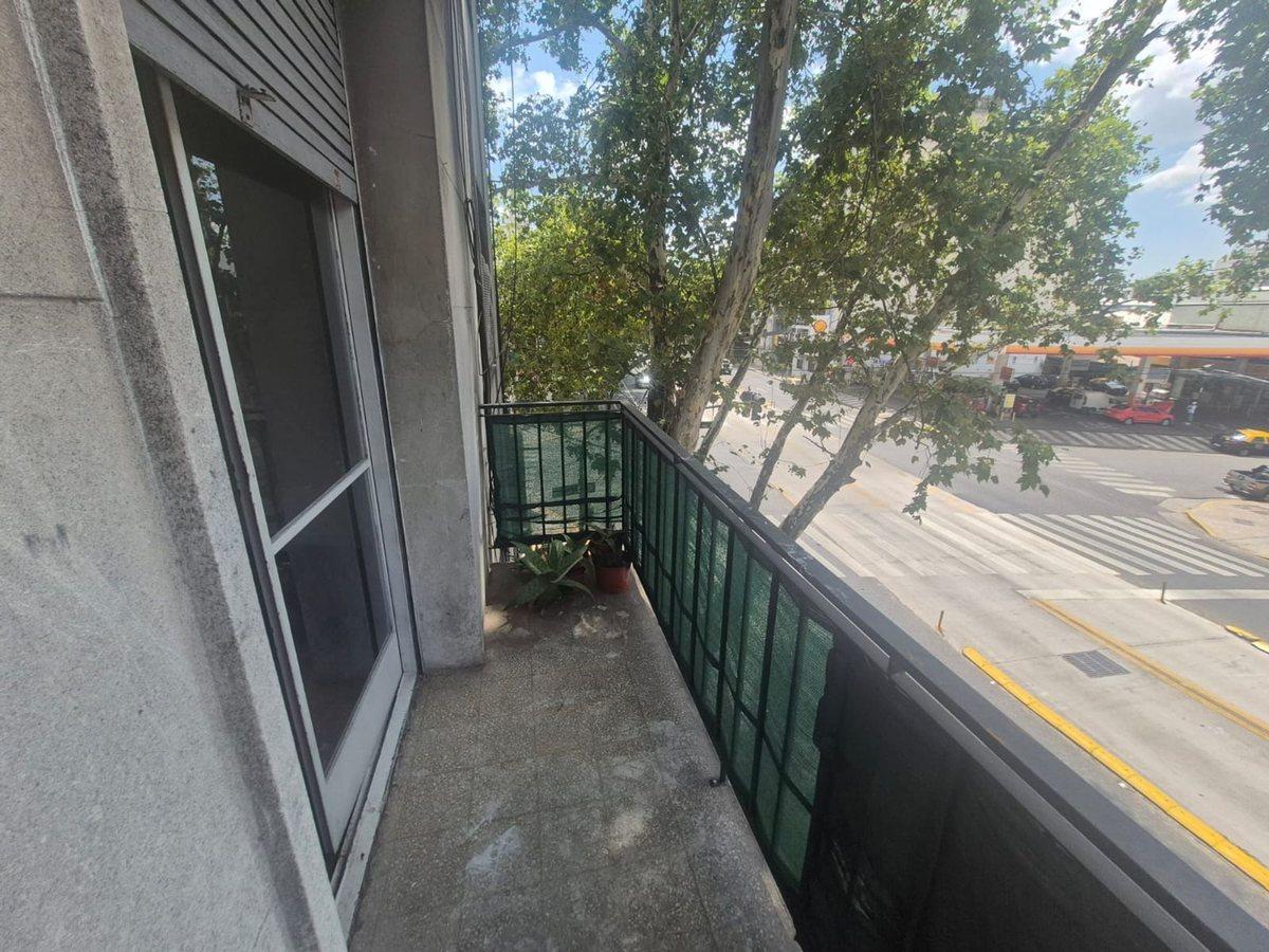 Alquiler 3amb Villa Gral . Mitre, frente c/Balcon