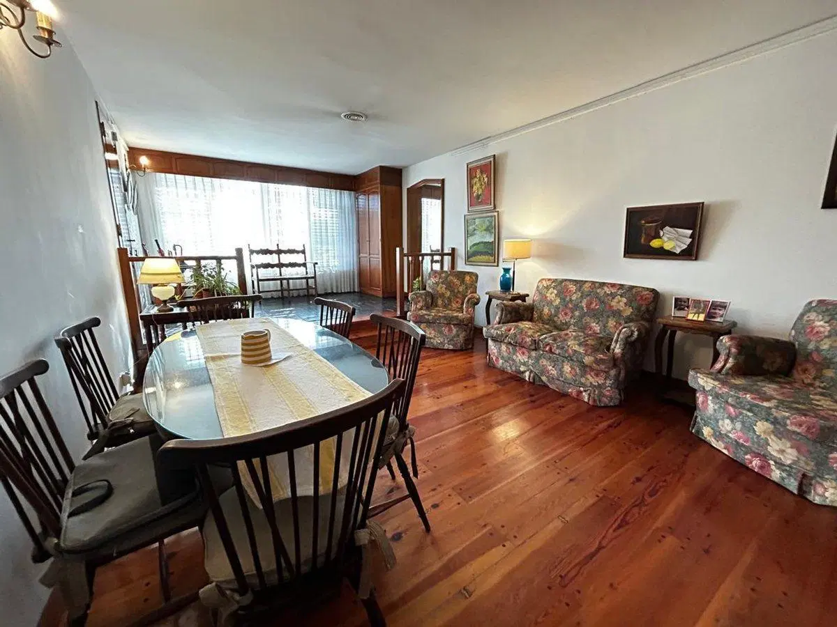 VENTA CASA 4 AMB PARQUE PILETA PARRILLA CASTELAR 2