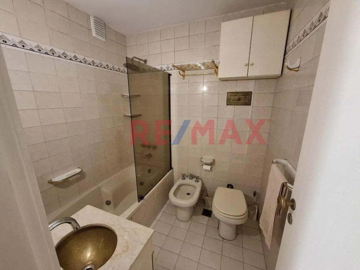 ALQUILER DEPTO 3 AMB BALCON COCHERA -  MARTINEZ 4