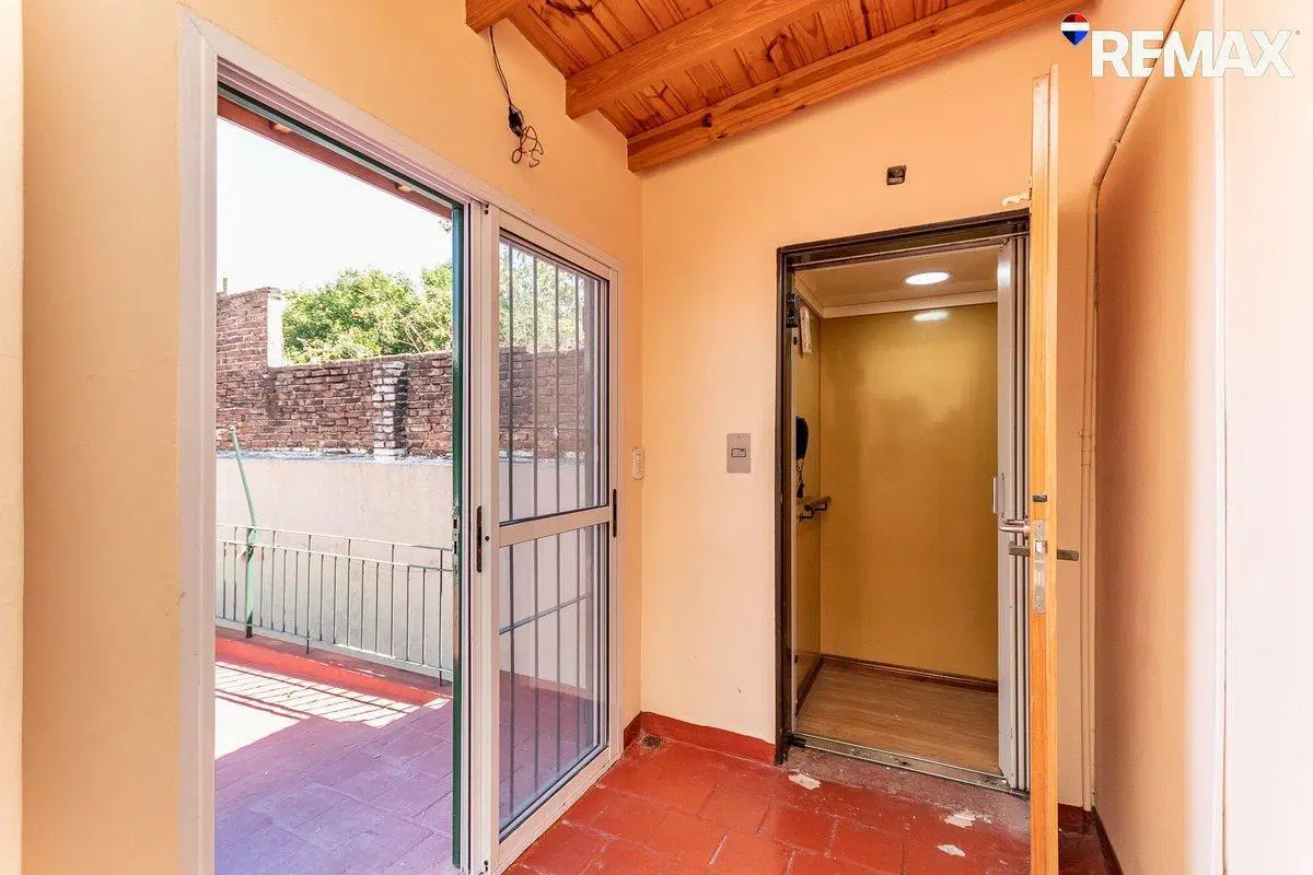 VENTA CASA 4 AMBIENTES VALENTIN ALSINA ASCENSOR 5
