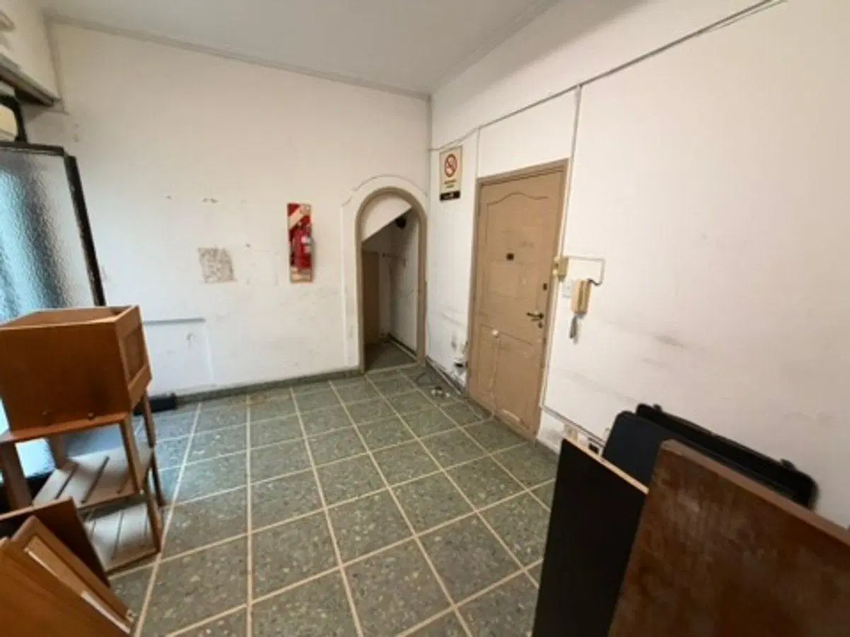 ALQUILER COMERCIAL PATERNAL 5 AMBIENTES P.B. PATIO 5