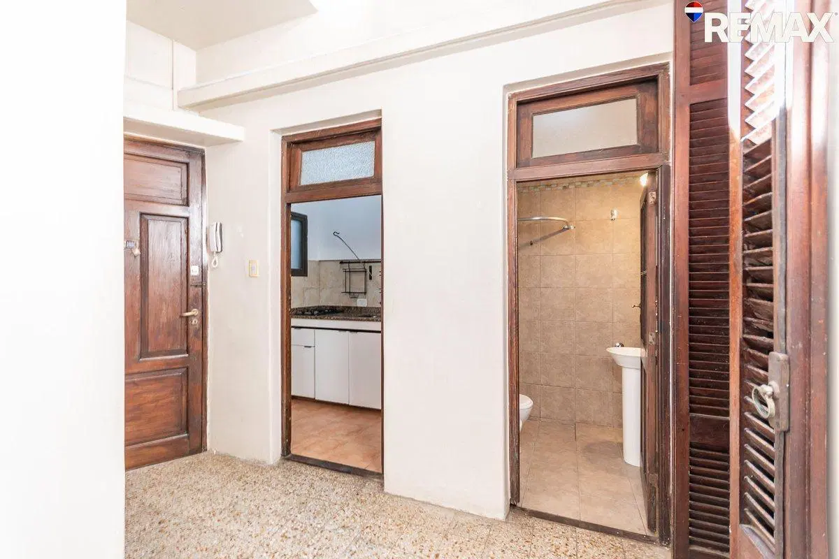 VENTA PH 2 AMB con Patio en BARRACAS 5