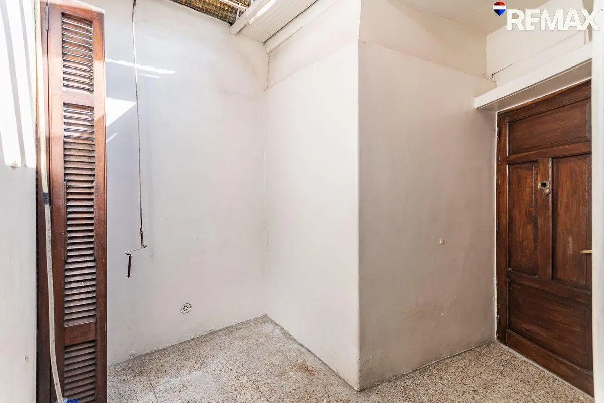 VENTA PH 2 AMB con Patio en BARRACAS 2