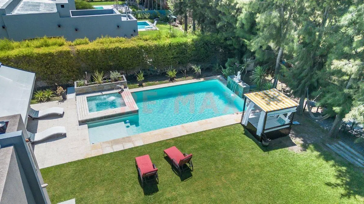 VENTA CASA EN COUNTRY LAS GOLONDRINAS 4 AMB HUDSON 2