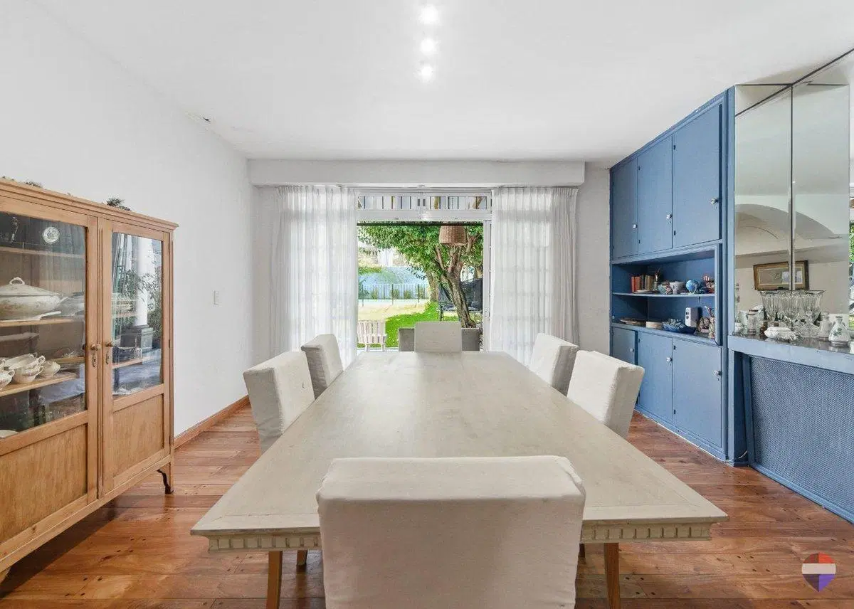 Casa venta Belgano 5mb+escrit, coch, jardín pileta 5