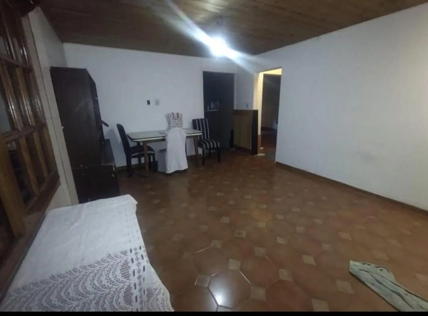 CASA EN VENTA 4 AMBIENTES COCHERA LOMAS DE ZAMORA 4