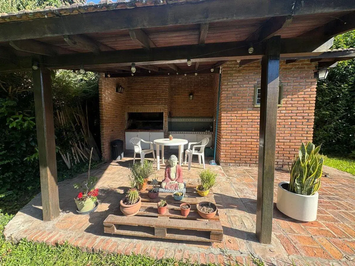 CASA EN VENTA CLUB DE CAMPO EL MORO CON PILETA 2