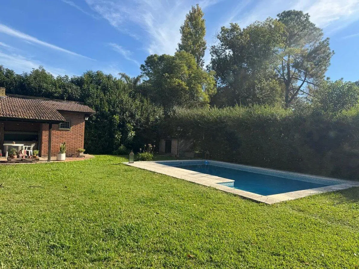 CASA EN VENTA CLUB DE CAMPO EL MORO CON PILETA 5