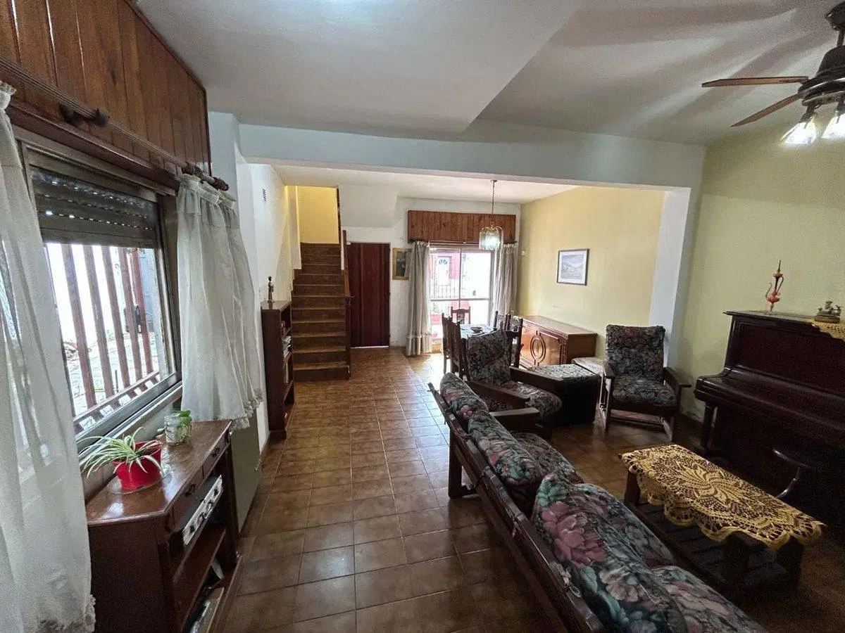Venta Casa /Casanova/ con quincho y Parrilla 4