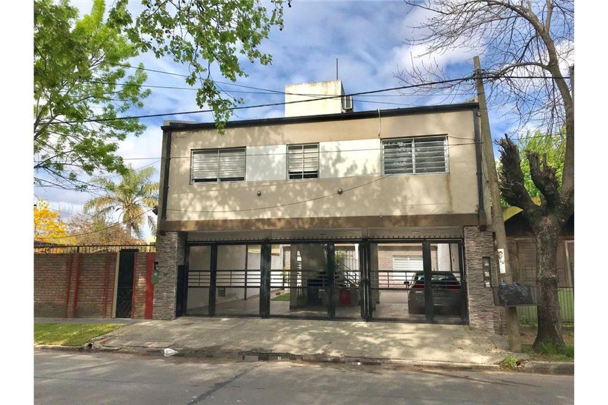 PH 3 amb Quilmes Frente Parque Cervecero c/cochera