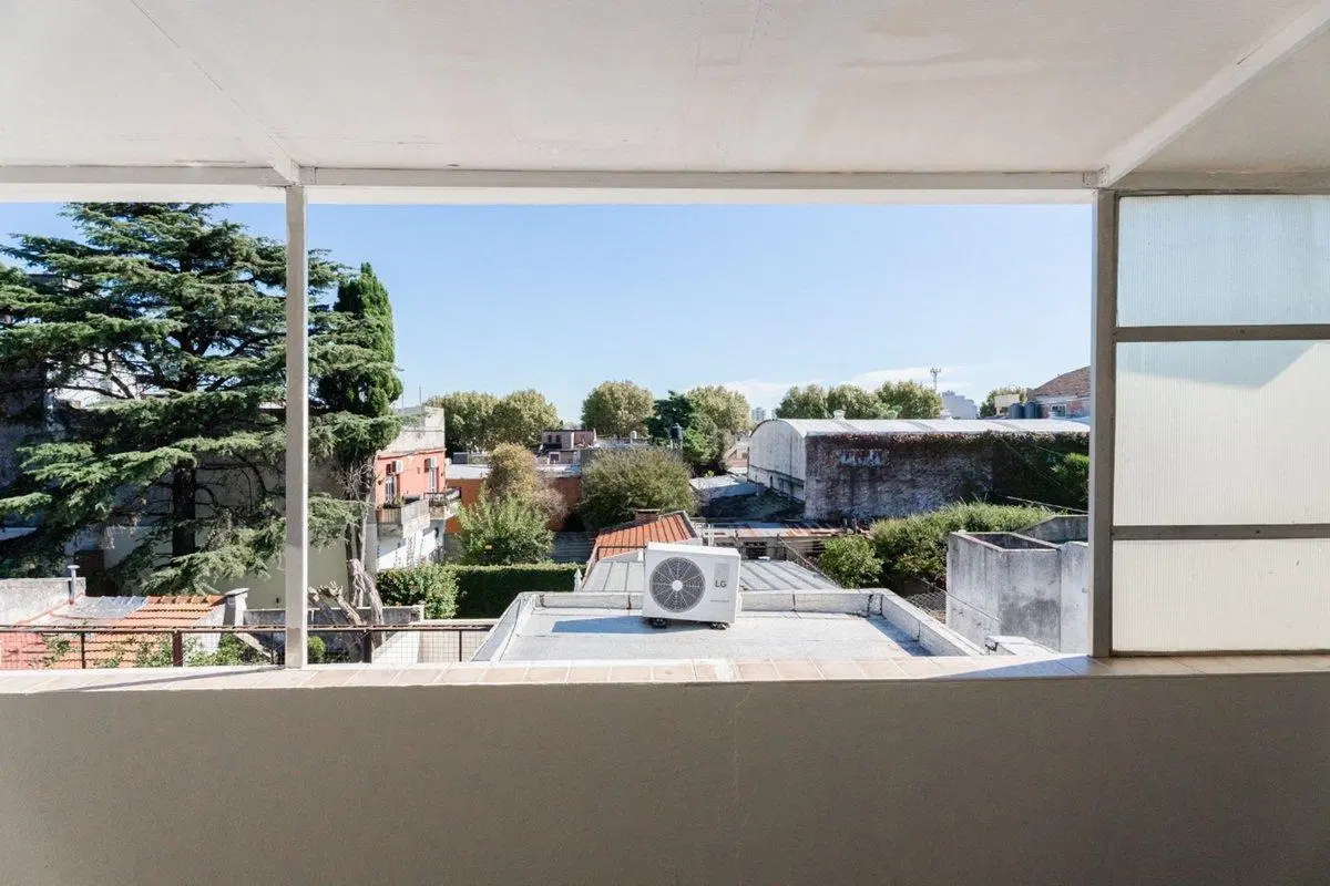 EN VENTA DEPTO 2 AMB C/PATIO Y BALCÓN - VILLA REAL 4