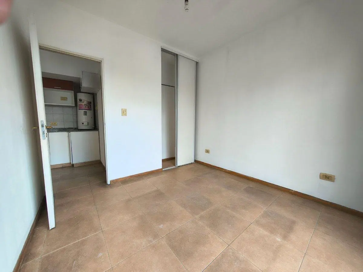 ALQUILER DEPTO 2 AMBIENTES C/COCHERA - MUÑIZ 5