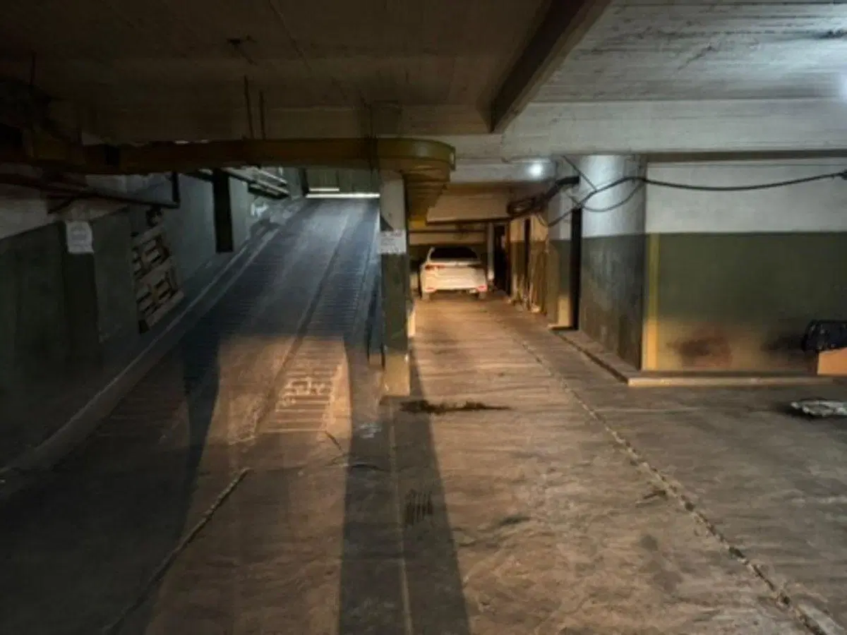 COCHERA FIJA CUBIERTA VENTA VILLA CRESPO 4