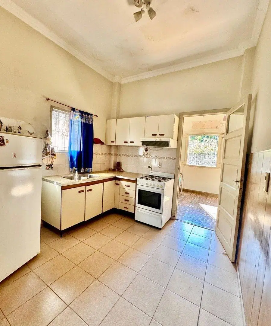 Casa en Venta Quilmes 4amb Apto Cred! Gran Lote! 5