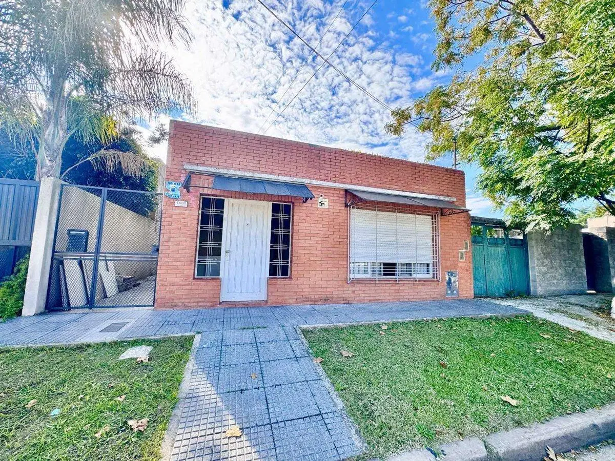 Casa en Venta Quilmes 4amb Apto Cred! Gran Lote! 3