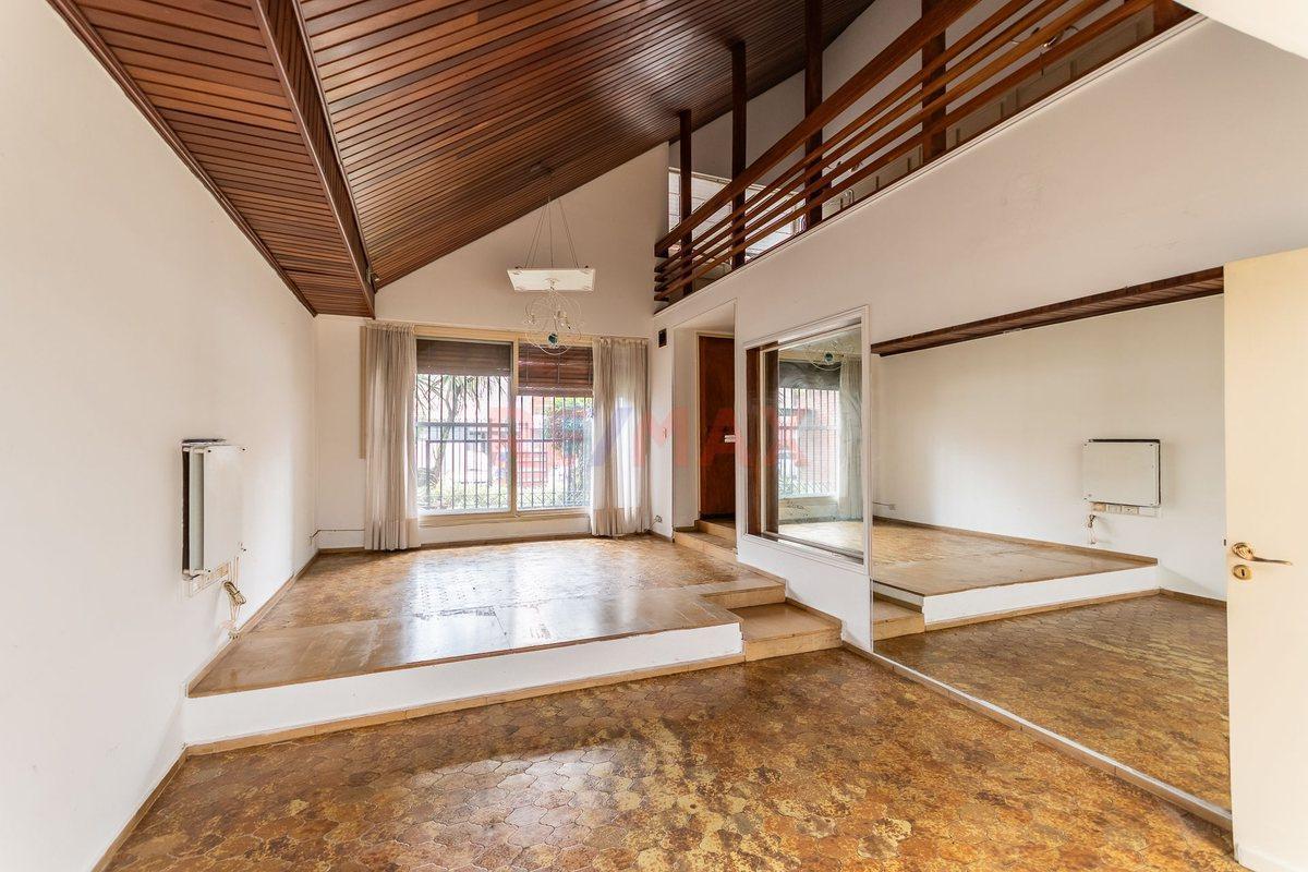 Casa en Venta Wilde de 4 amb con Quincho y Cochera