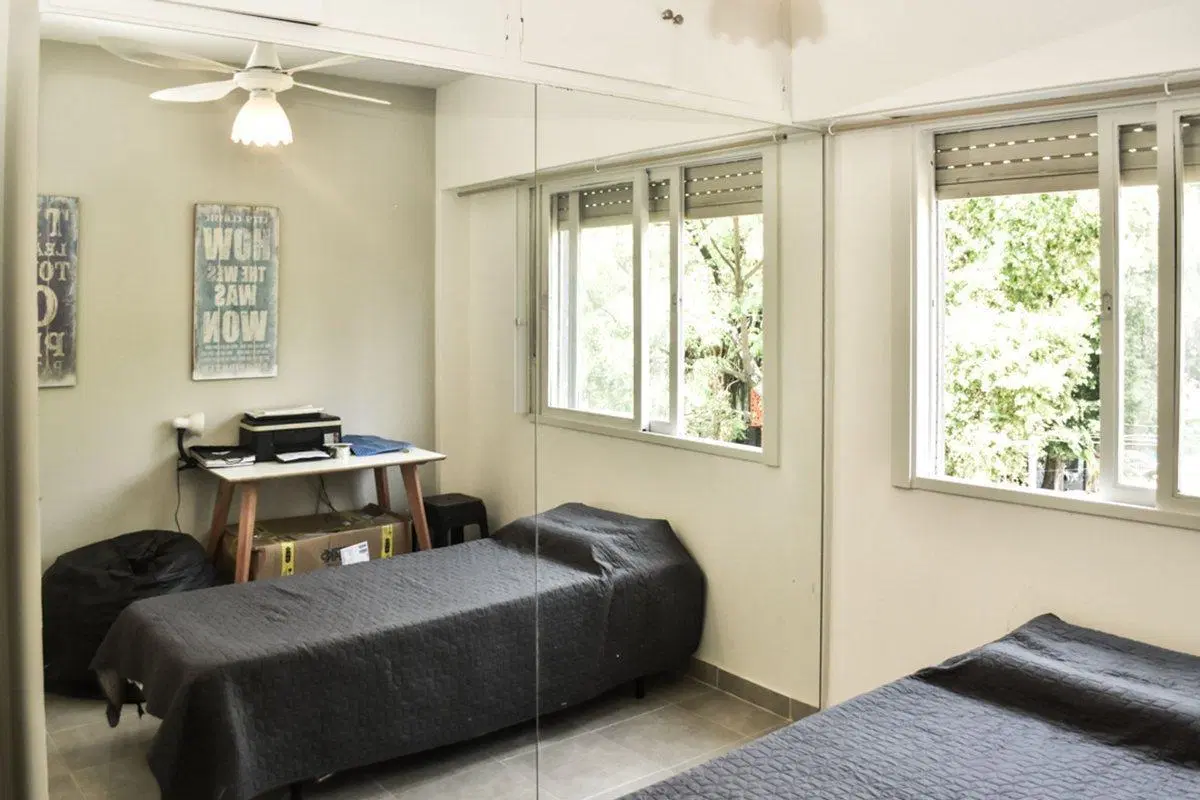 EN VENTA DEPTO 4 AMB CON COCHERA - PALERMO 2
