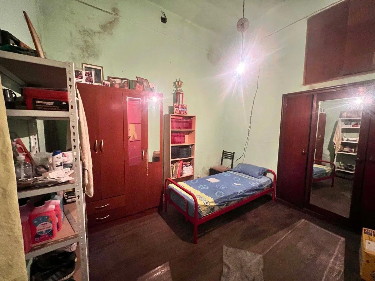 VENTA PH  4amb + Galpón 190m2 cubiertos Barracas 5