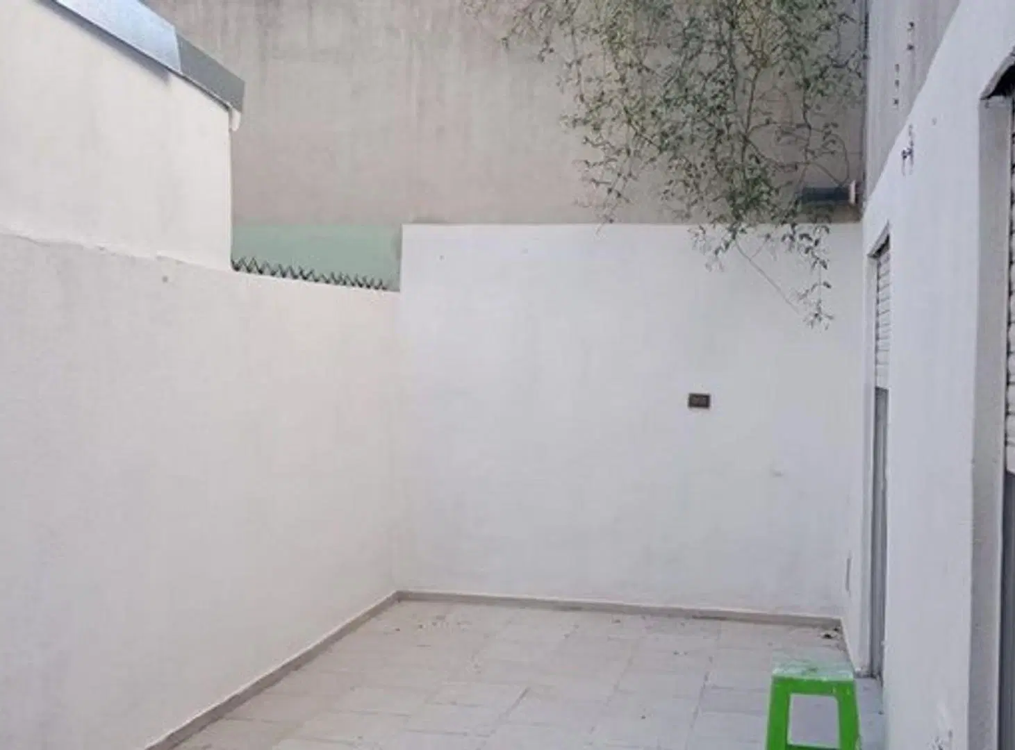 DEPARTAMENTO VENTA 2 AMBIENTES P.B. PATIO COCHERA 5