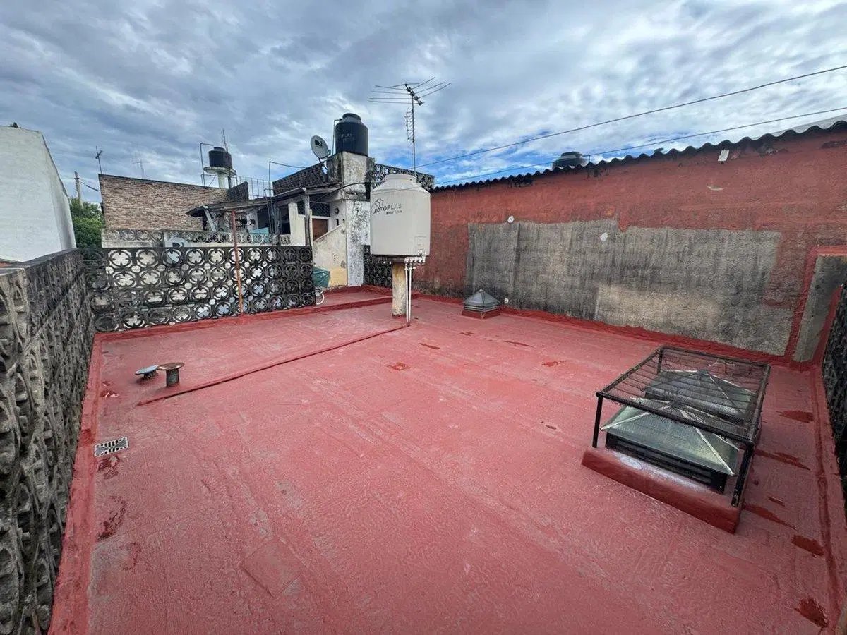 VENTA PH 4 AMBIENTES CON  PATIO y TERRAZA PROPIA 4