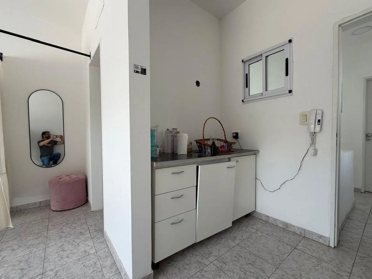 ALQUILER LOCAL/ OFICINA EN CANNING DE 30M² 3