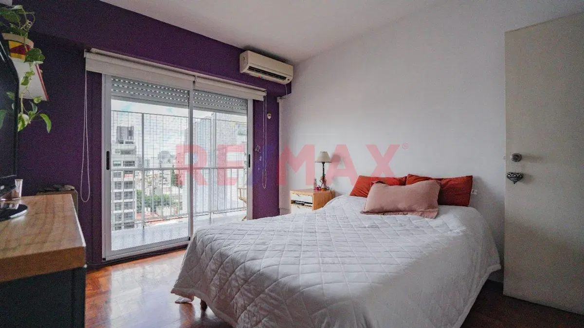VENTA DEPTO 4 AMB CON BALCON Y COCHERA EN PALERMO 4