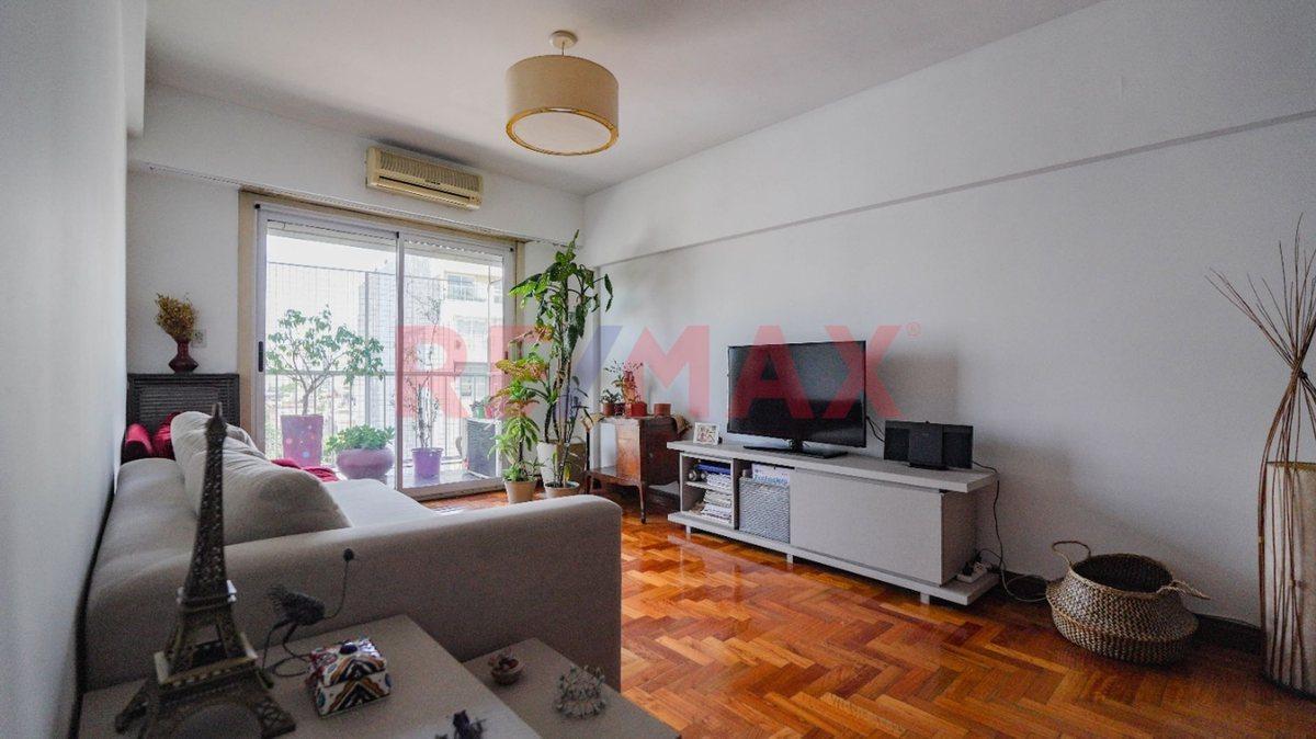 VENTA DEPTO 4 AMB CON BALCON Y COCHERA EN PALERMO