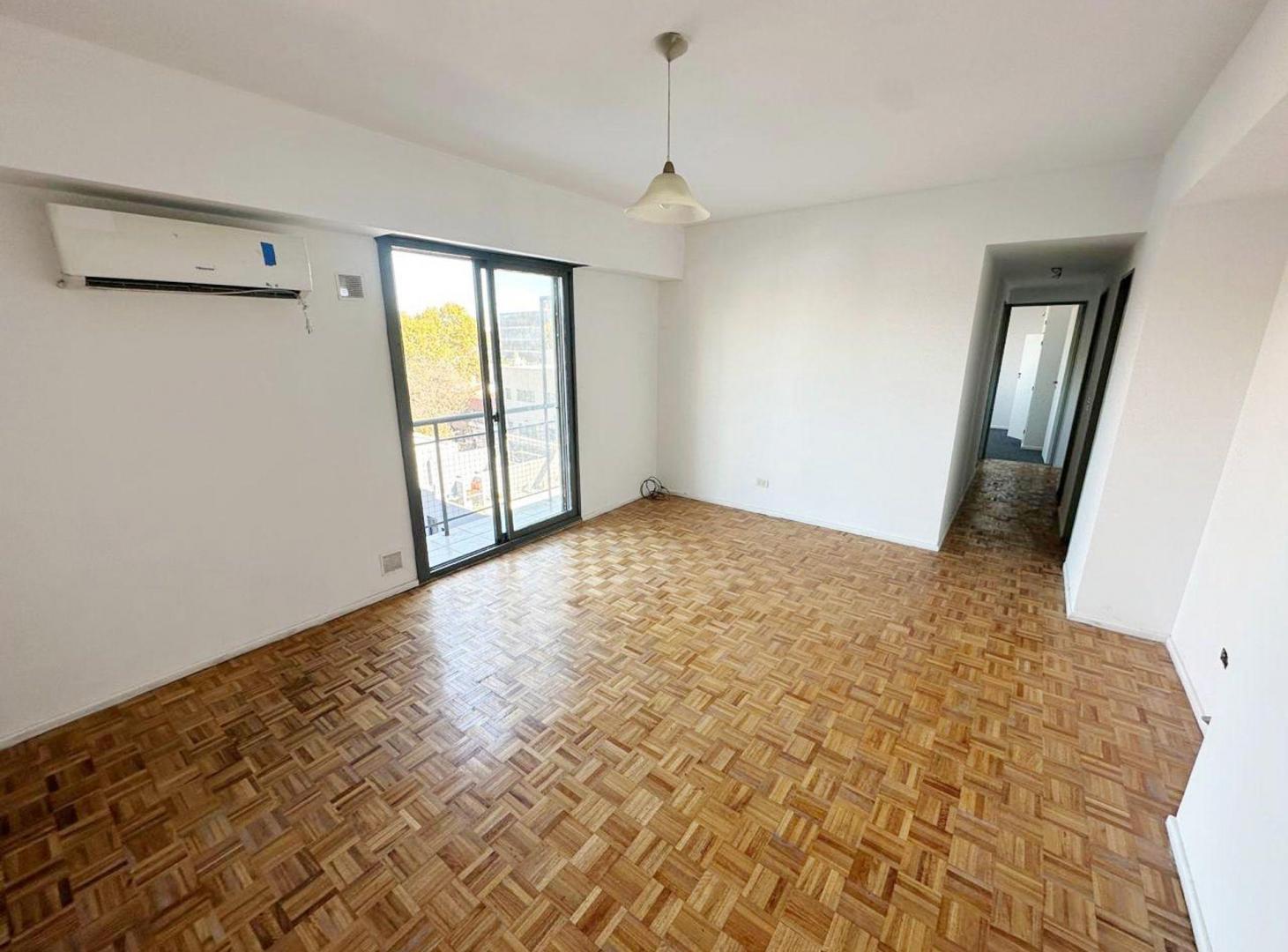 Alquier Depto 3amb c/balcón Villa Gral. Mitre