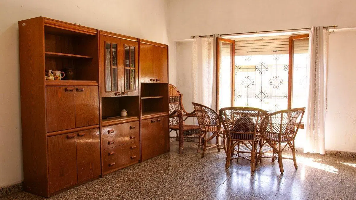 EN VENTA CASA 4 AMB EN V. LUZURIAGA 3