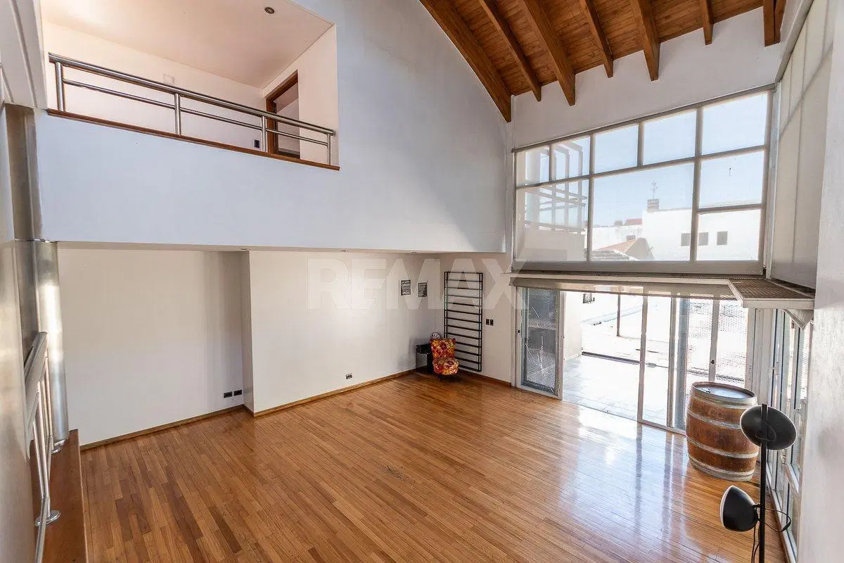Imponente casa en venta 4 amb en Quilmes 4