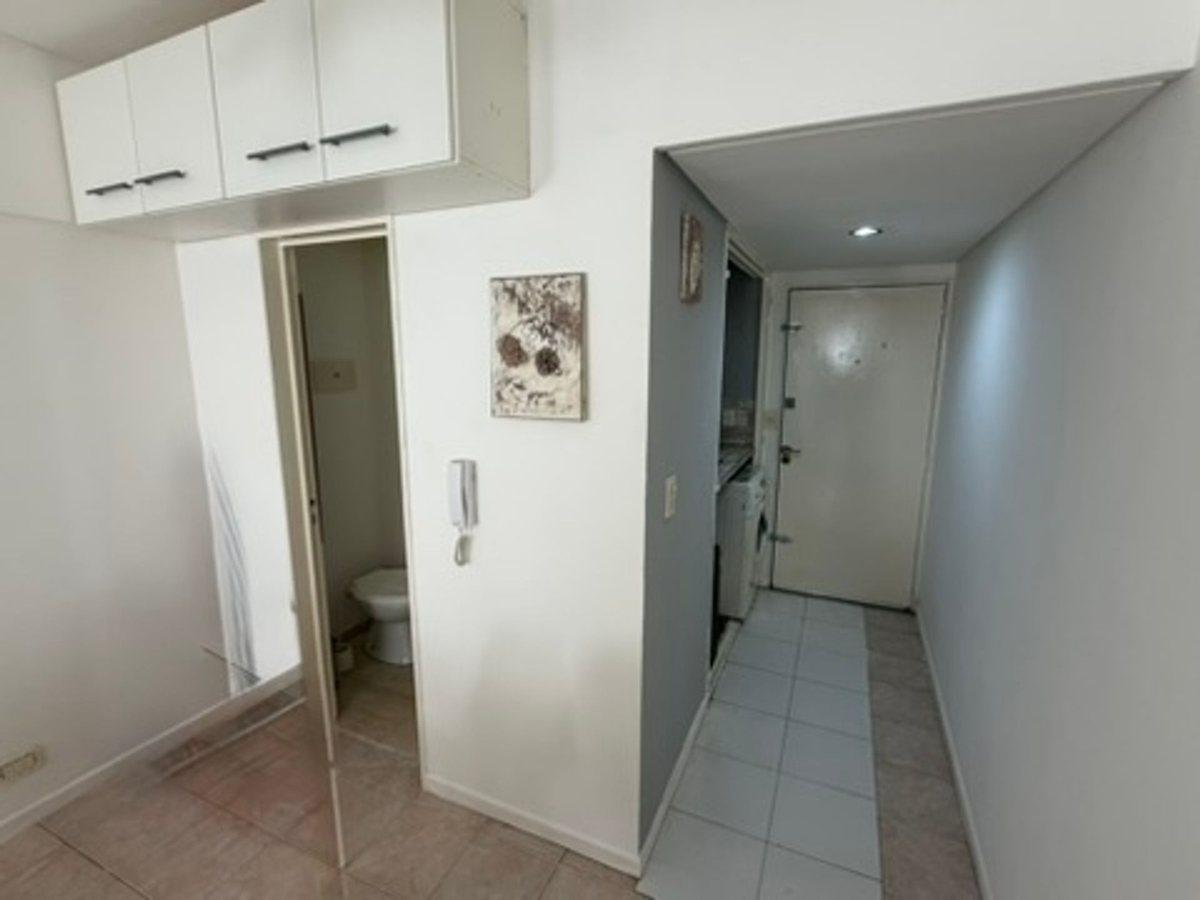 MONOAMBIENTE VENTA BALVANERA