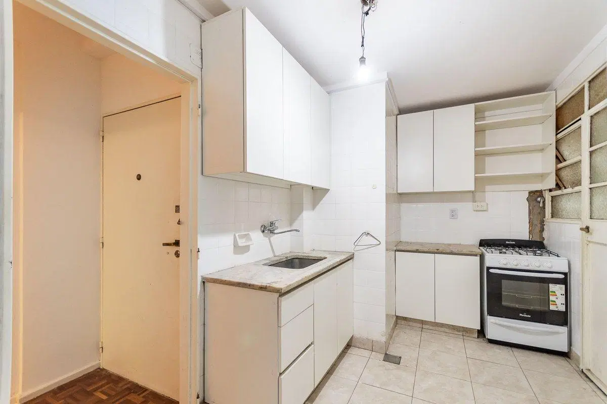 Venta departamento 4 Ambientes RECOLETA C/ BALCON 5