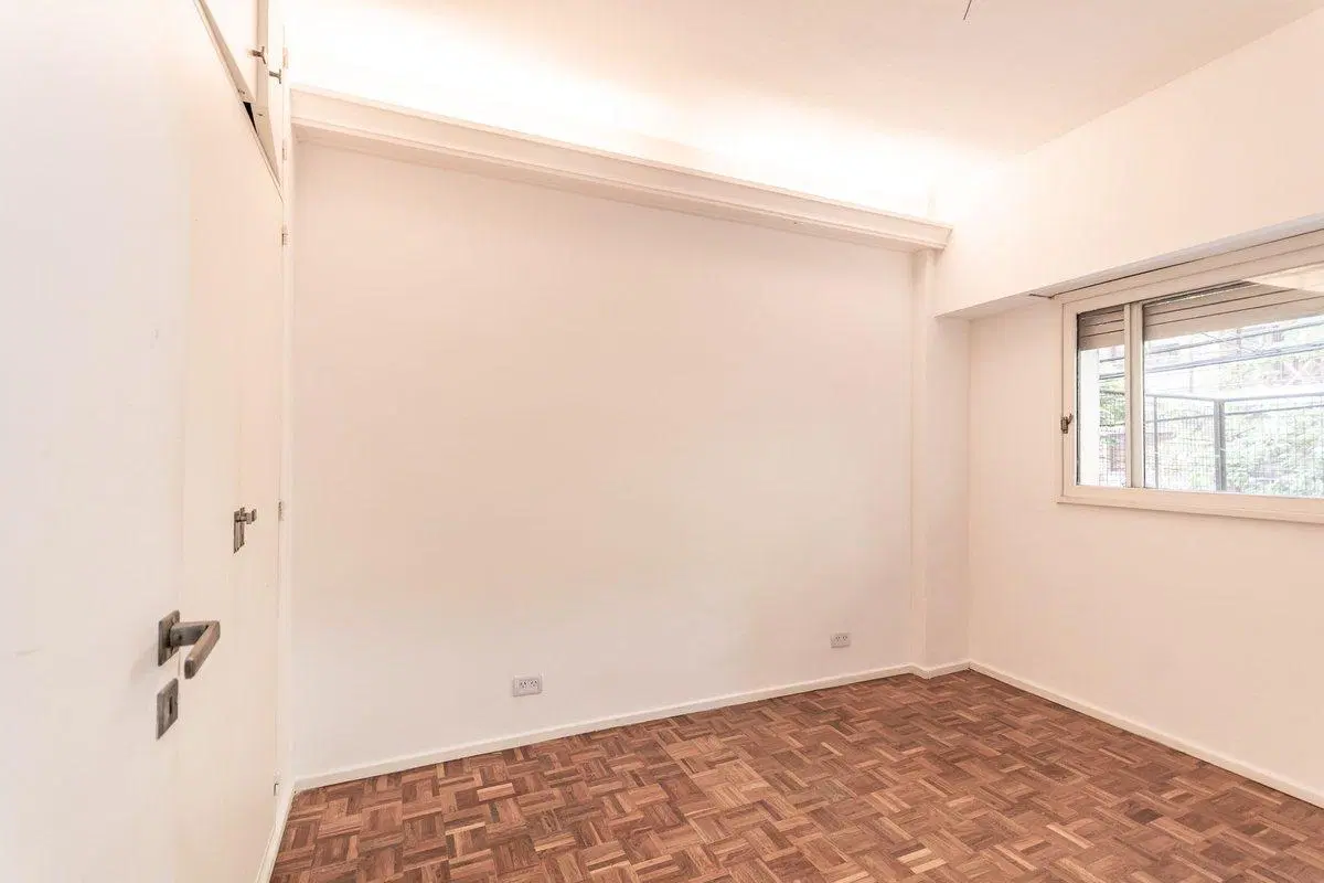 Venta departamento 4 Ambientes RECOLETA C/ BALCON 4
