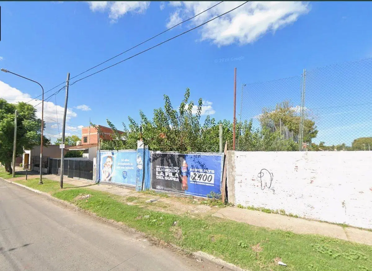 LOTE 350 m2 EN VENTA EN VILLA LUZURIAGA 4