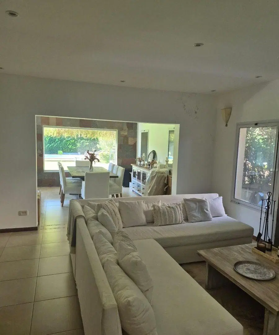 VENTA CASA 6 AMB C/DEP BARRIO CERRADO VILLA OLIVOS 4