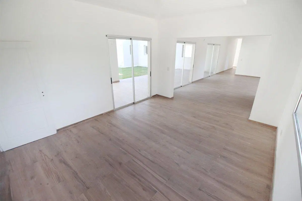 Venta casa 5 ambientes en Pilar 5