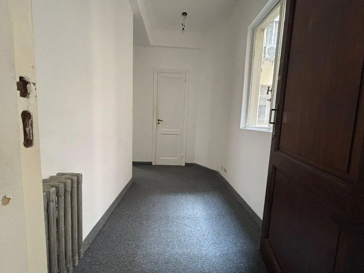 VENTA OFICINA MICROCENTRO 5