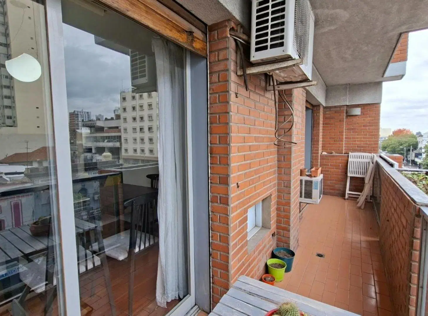 EN VENTA DEPTO 3 AMBIENTES - LOMAS DE ZAMORA 2
