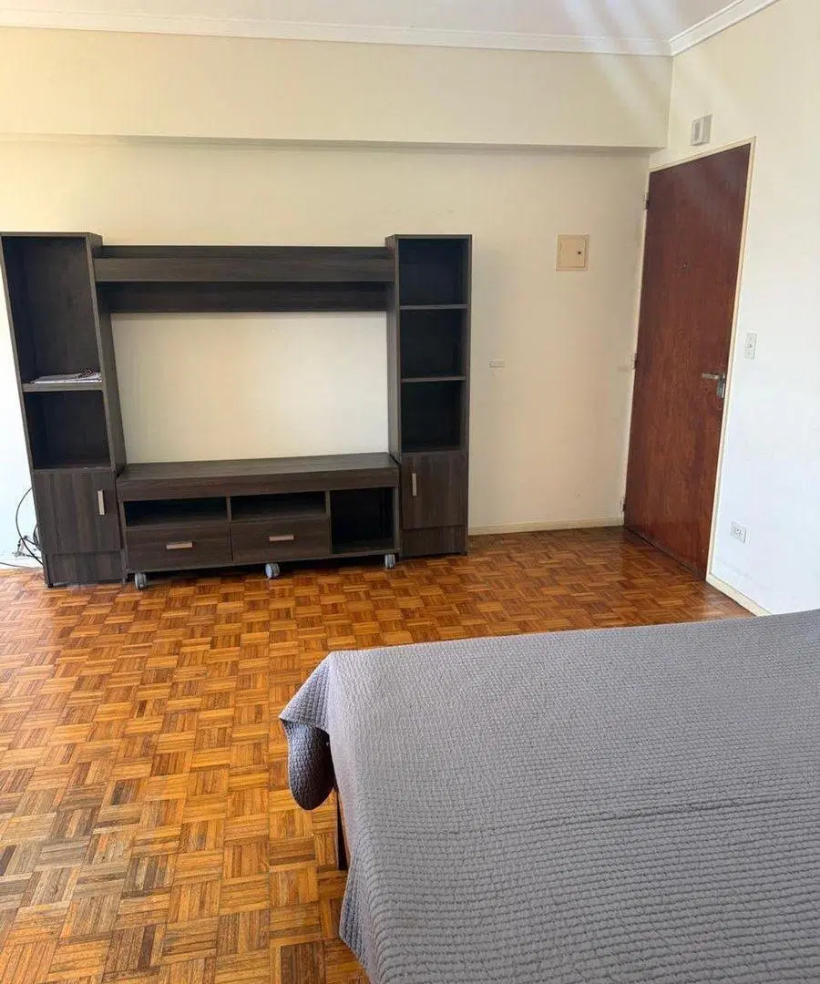 Venta Monoambiente cocina separada en Caballito 4