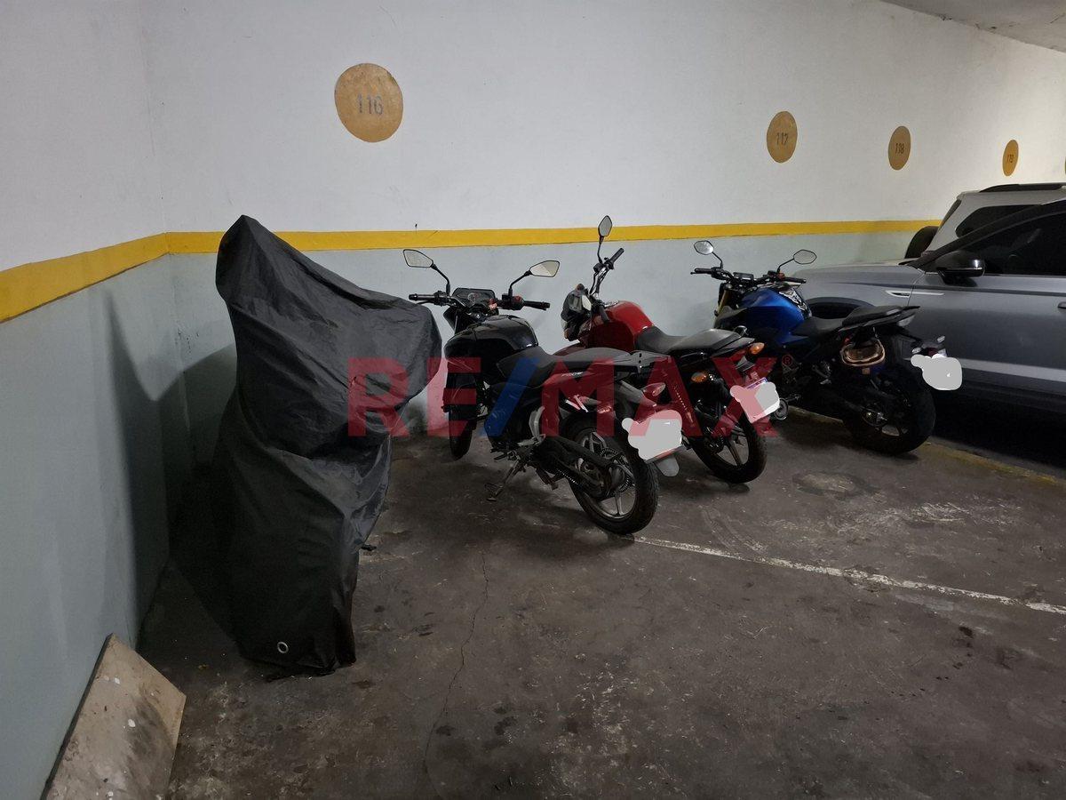 COCHERA EN VENTA BALVANERA 23.25 MTS