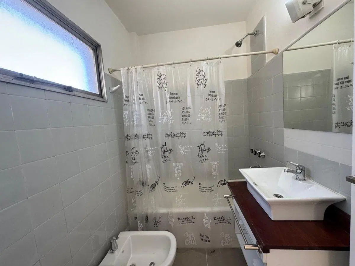 DEPTO 4 AMB EN VENTA EN SAN NICOLÁS CON BALCÓN 5