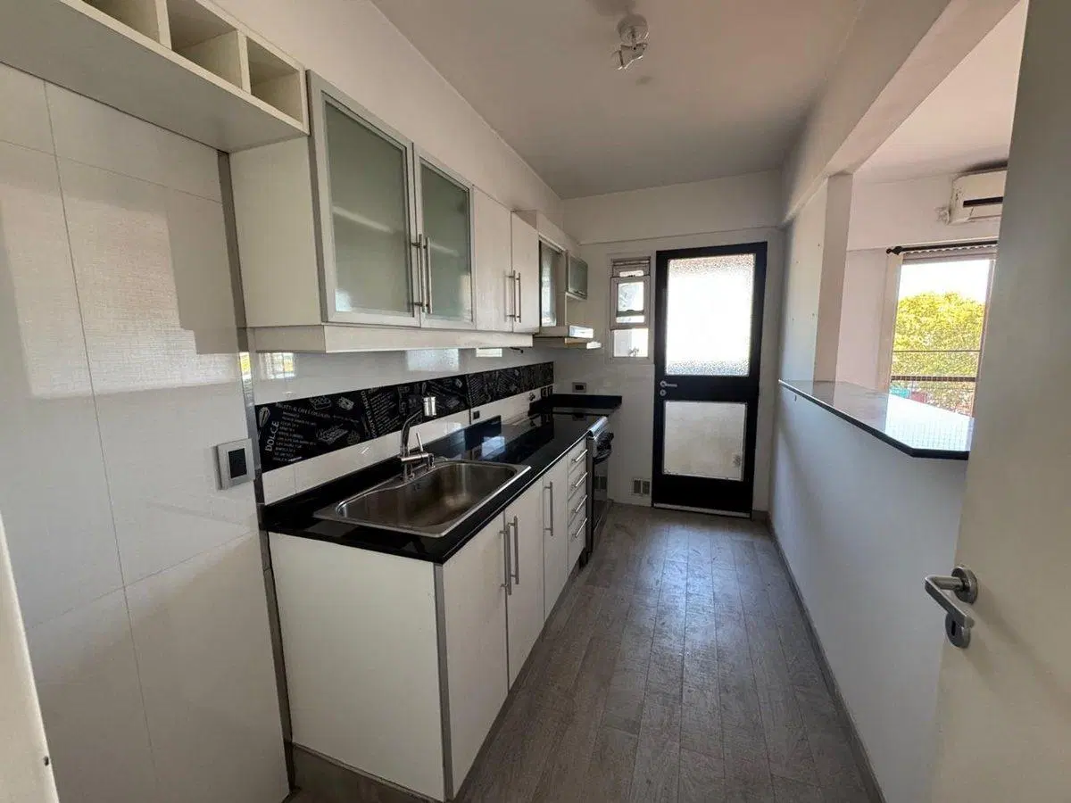 DEPTO 3 AMB EN VENTA EN PATERNAL CON BALCÓN 2