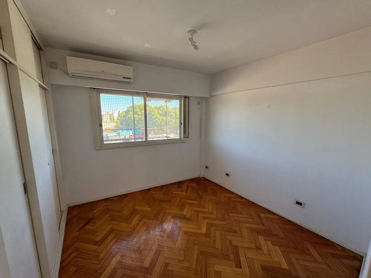 DEPTO 3 AMB EN VENTA EN PATERNAL CON BALCÓN 5