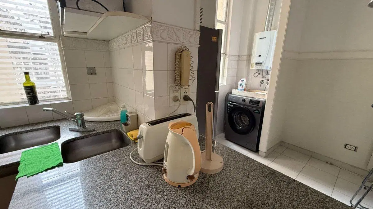 Alquiler 2 ambientes con muebles Arenales Recoleta 5