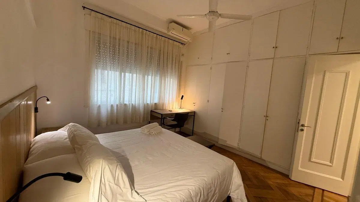 Alquiler 2 ambientes con muebles Arenales Recoleta 3