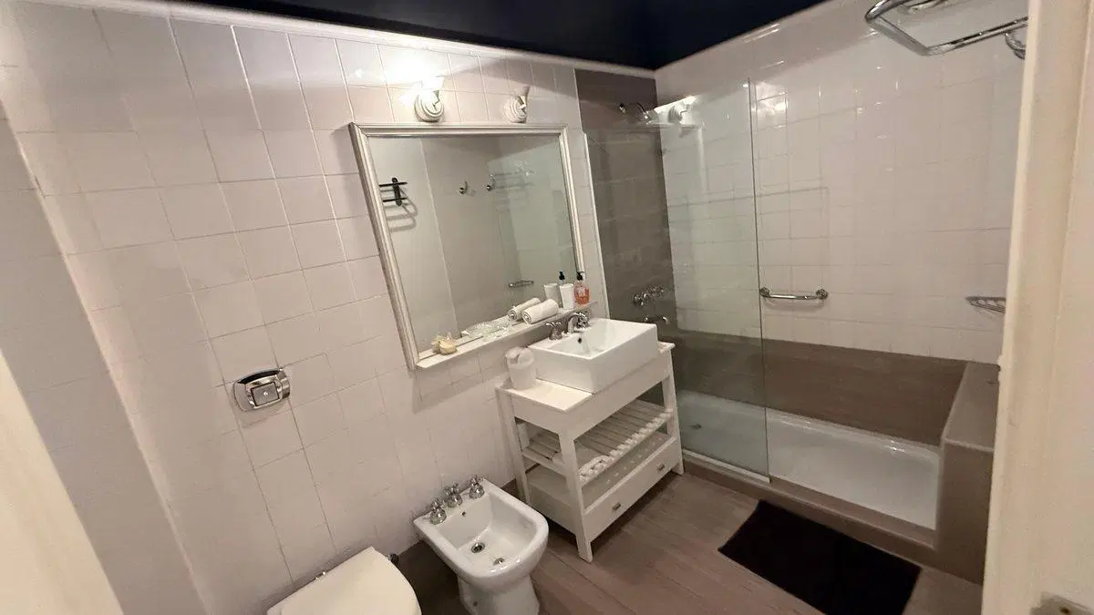 Alquiler 2 ambientes con muebles Arenales Recoleta 2